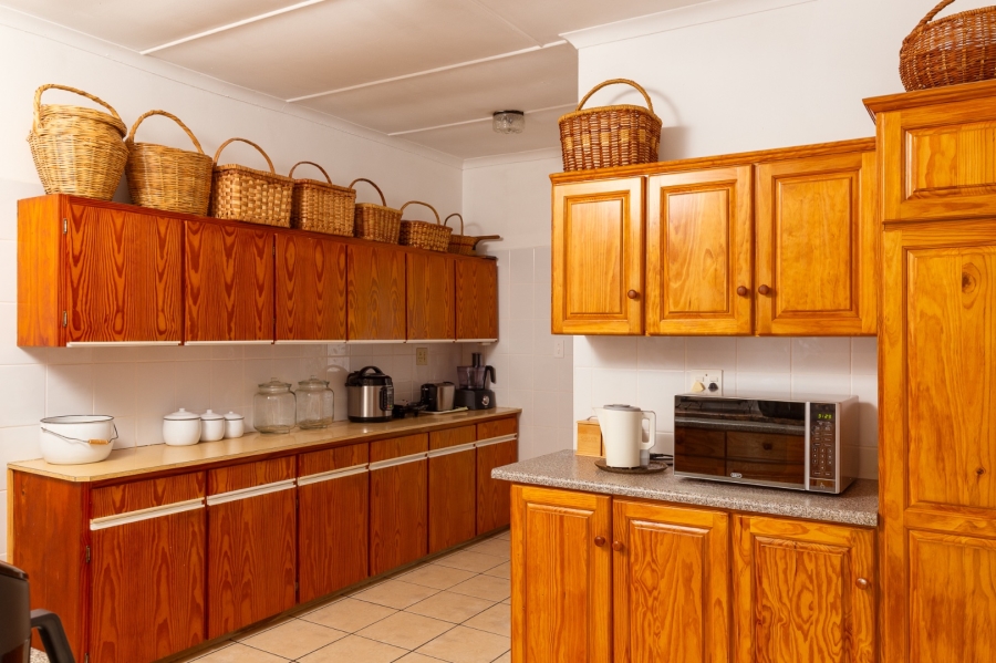 4 Bedroom Property for Sale in Dwarskersbos Western Cape